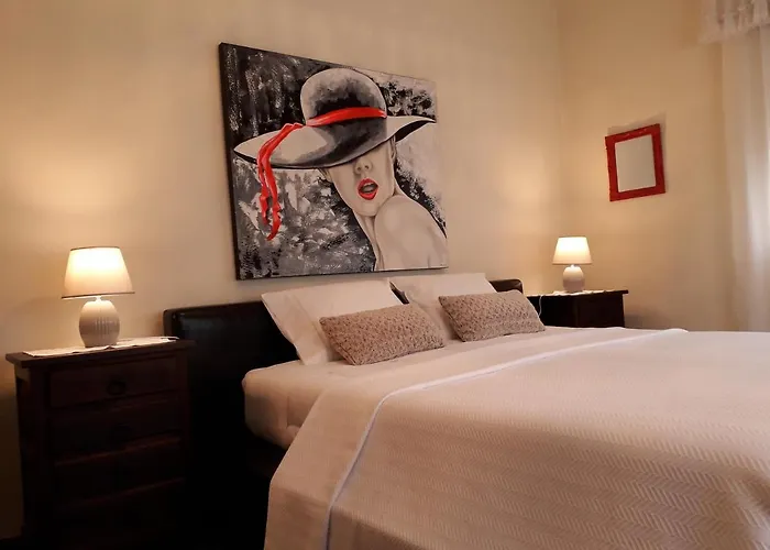 Apart. Av. Antonio Feijo *